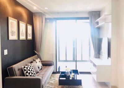 2 bed Condo in Ideo Mobi Rama 9 Huai Khwang Sub District C016546