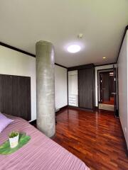 3 bed Condo in PR Court Khlong Tan Nuea Sub District C016491