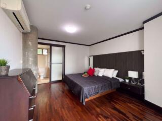 3 bed Condo in PR Court Khlong Tan Nuea Sub District C016490