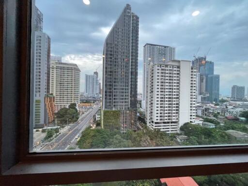 2 bed Condo in Ideo Q Siam - Ratchathewi Thanonphayathai Sub District C016470