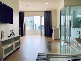 2 bed Condo in Top View Tower Khlong Tan Nuea Sub District C016468