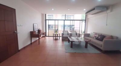 2 bed Condo in City Nest Khlong Tan Nuea Sub District C016415