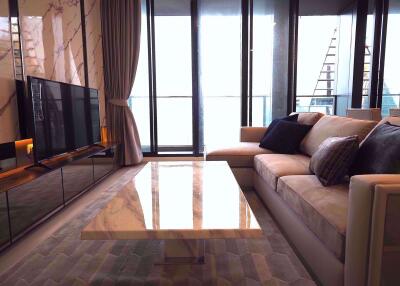 2 bed Condo in Noble Ploenchit Lumphini Sub District C016404