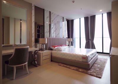 2 bed Condo in Noble Ploenchit Lumphini Sub District C016404