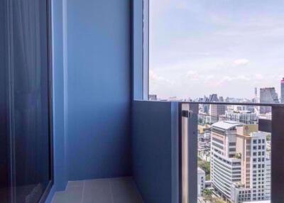 2 bed Condo in The Diplomat Sathorn Silom Sub District C016397