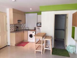 2 bed Condo in Plus 38 Phra Khanong Sub District C016396