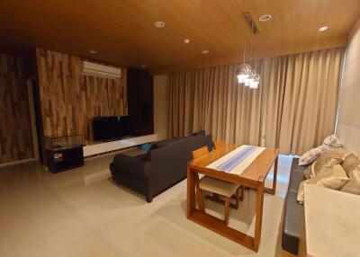 2 bed Condo in Villa Asoke Makkasan Sub District C016361