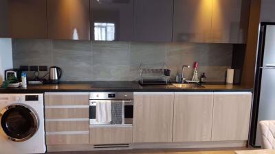 2 bed Condo in The Lofts Asoke Khlong Toei Nuea Sub District C016331