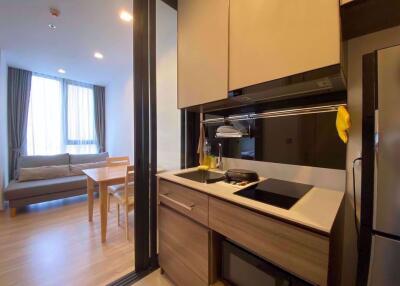 1 bed Condo in THE LINE Phahol-Pradipat Samsennai Sub District C016317