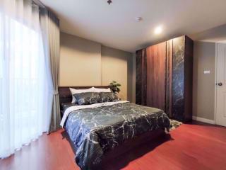 4 bed Duplex in Belle Grand Rama 9 Huai Khwang Sub District D016315