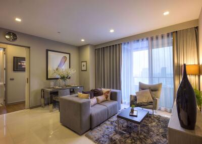 2 bed Condo in M Silom Suriyawong Sub District C016314