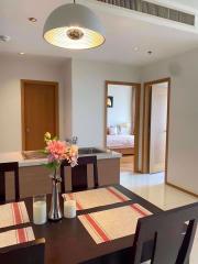 1 bed Condo in The Emporio Place Khlongtan Sub District C016313