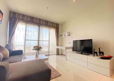 1 bed Condo in The Emporio Place Khlongtan Sub District C016313