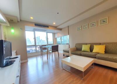 2 bed Condo in The Trendy Condominium Khlong Tan Nuea Sub District C016310