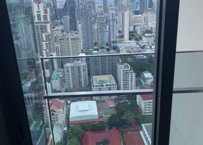 1 bed Condo in The ESSE Asoke Khlong Toei Nuea Sub District C016296