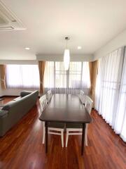 2 bed Condo in Acadamia Grand Tower Khlong Tan Nuea Sub District C016291