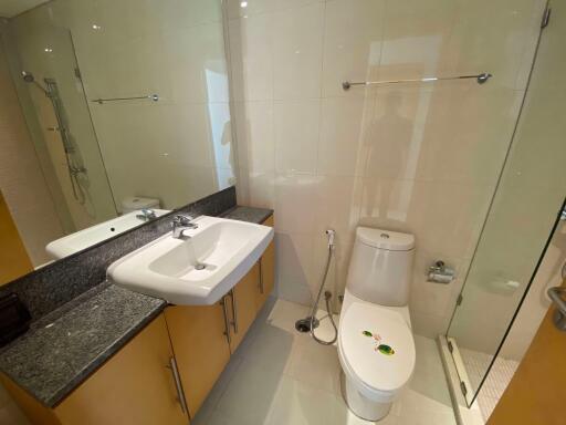 2 bed Condo in Fullerton Sukhumvit Khlongtoei Sub District C016281