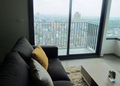 2 bed Condo in Pyne by Sansiri Thanonphetchaburi Sub District C016268