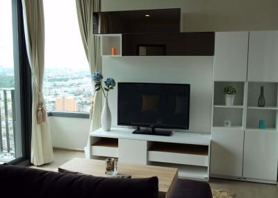 2 bed Condo in Pyne by Sansiri Thanonphetchaburi Sub District C016268