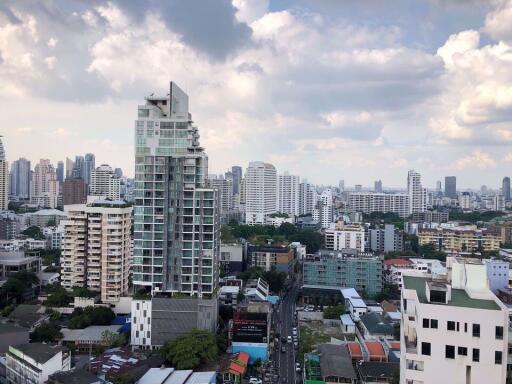 1 bed Condo in BEATNIQ Sukhumvit 32 Khlongtan Sub District C016267