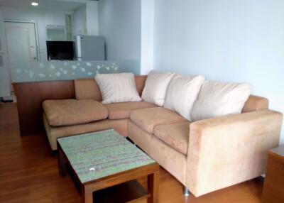 2 bed Condo in Grand Park View Khlong Toei Nuea Sub District C016263