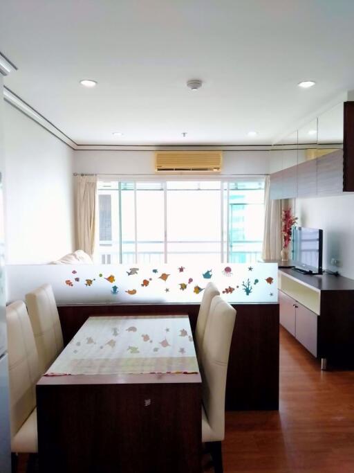 2 bed Condo in Grand Park View Khlong Toei Nuea Sub District C016263