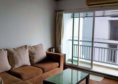 2 bed Condo in Grand Park View Khlong Toei Nuea Sub District C016263