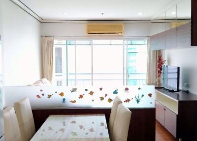 2 bed Condo in Grand Park View Khlong Toei Nuea Sub District C016263