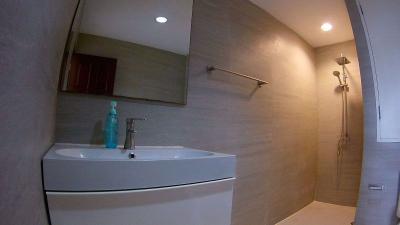 3 bed Condo in Richmond Palace Khlong Tan Nuea Sub District C016260