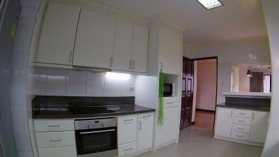 3 bed Condo in Richmond Palace Khlong Tan Nuea Sub District C016260