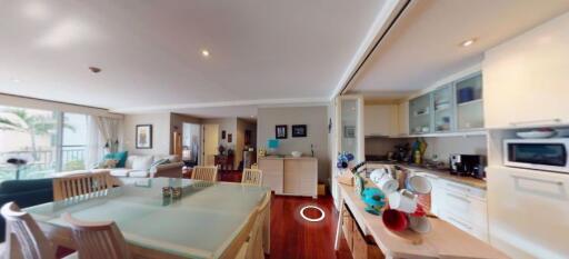 2 bed Condo in Urbana Sukhumvit 15 Khlong Toei Nuea Sub District C016258