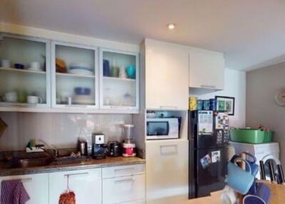 2 bed Condo in Urbana Sukhumvit 15 Khlong Toei Nuea Sub District C016258