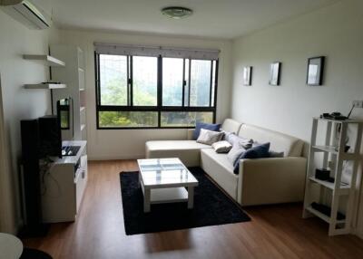 3 bed Condo in Lumpini Place Narathiwas Yan Nawa District C016255