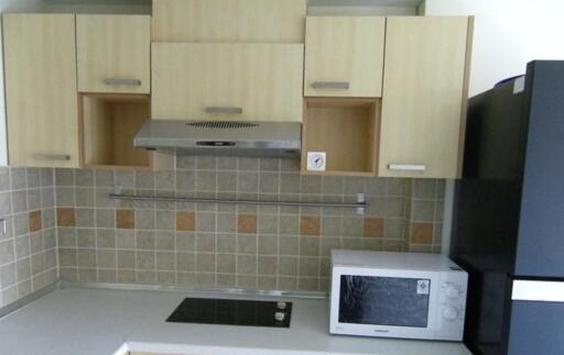 3 bed Condo in Lumpini Place Narathiwas Yan Nawa District C016255