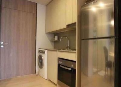 1 bed Condo in Noble Remix Khlongtan Sub District C016240