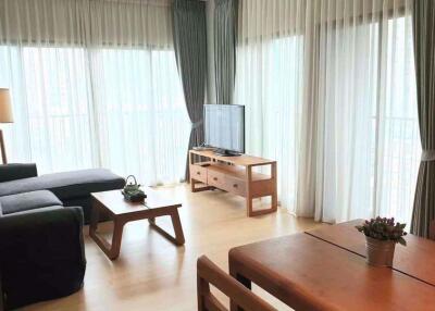 2 bed Condo in Noble Reveal Khlong Tan Nuea Sub District C016232