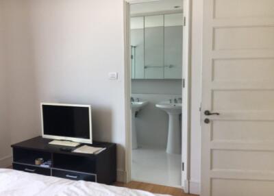 2 bed Condo in Aguston Sukhumvit 22 Khlongtoei Sub District C016227