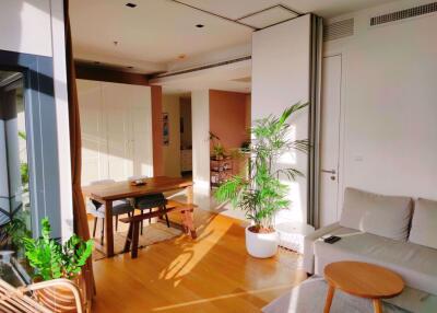 2 bed Condo in Circle Living Prototype Makkasan Sub District C016224