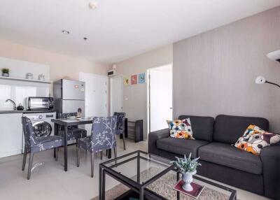 2 bed Condo in Aspire Sukhumvit 48 Phra Khanong Sub District C016221