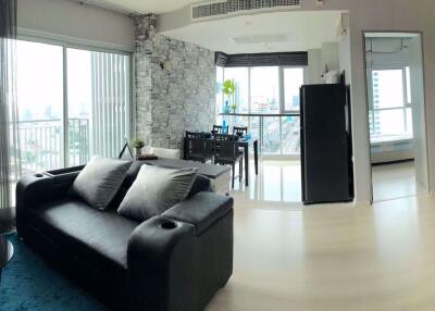 2 bed Condo in Life Ratchadapisek Huai Khwang Sub District C016217