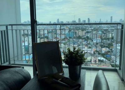 2 bed Condo in Life Ratchadapisek Huai Khwang Sub District C016217