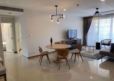 2 bed Condo in The Rise Sukhumvit 39 Khlong Tan Nuea Sub District C016211