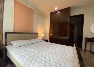 2 bed Condo in Baan Klang Krung Siam-Pathumwan Thanonphetchaburi Sub District C016207