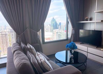 2 bed Condo in Edge Sukhumvit 23 Khlong Toei Nuea Sub District C016190