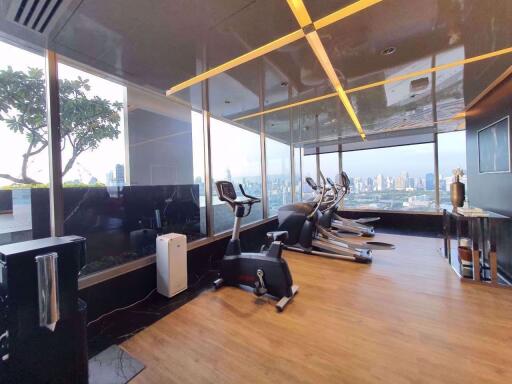 2 bed Condo in Saladaeng One Silom Sub District C016188