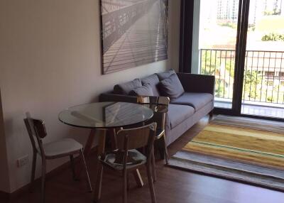 2 bed Condo in Hasu Haus Phrakhanongnuea Sub District C016185