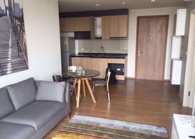 2 bed Condo in Hasu Haus Phrakhanongnuea Sub District C016184