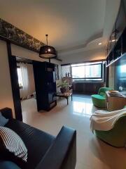 3 bed Condo in Country Complex Bang Na Sub District C016177