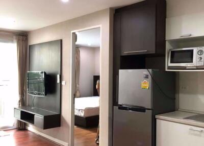 1 bed Condo in The Clover Khlong Tan Nuea Sub District C016172