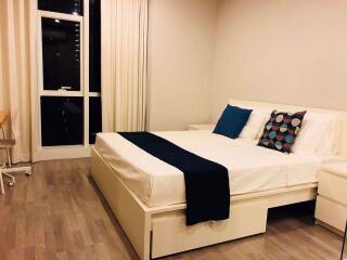 1 bed Condo in The Room Sathorn-TanonPun Silom Sub District C016159